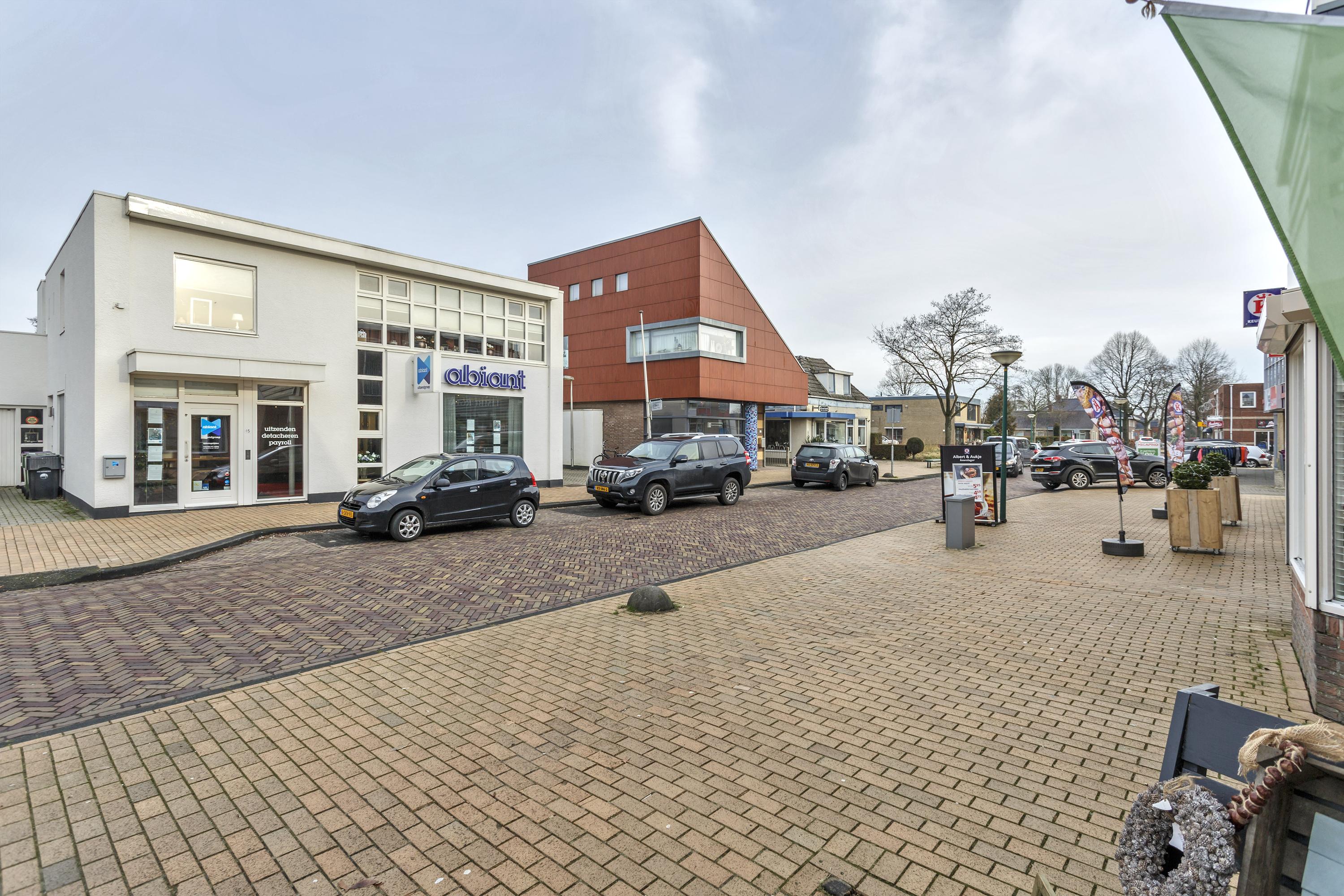 De Dellen 8 Surhuisterveen - Afbeelding 3.jpg