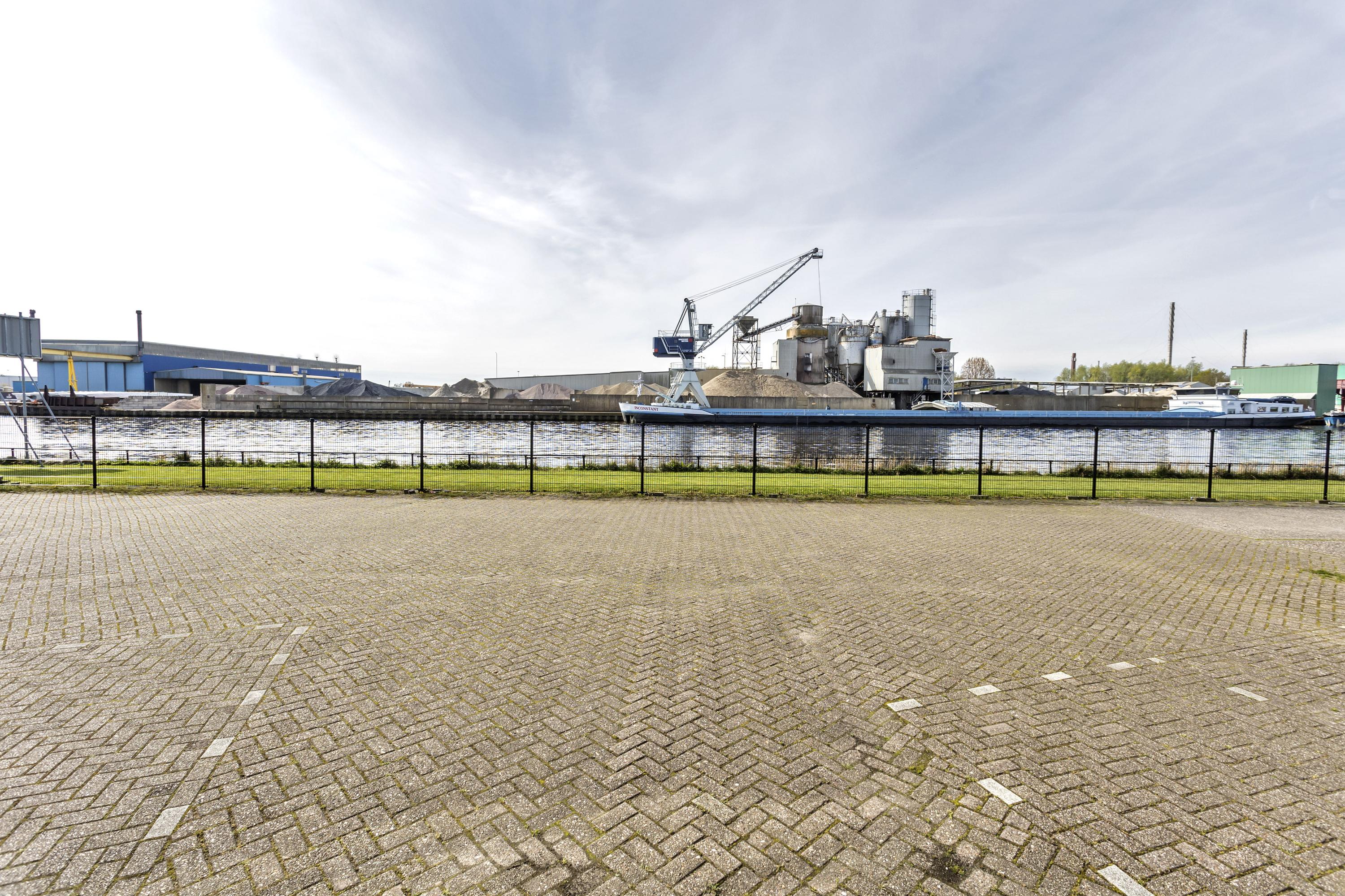 Mr. W.M. Oppedijk van Veenweg 20f Burgum - Afbeelding 9.jpg