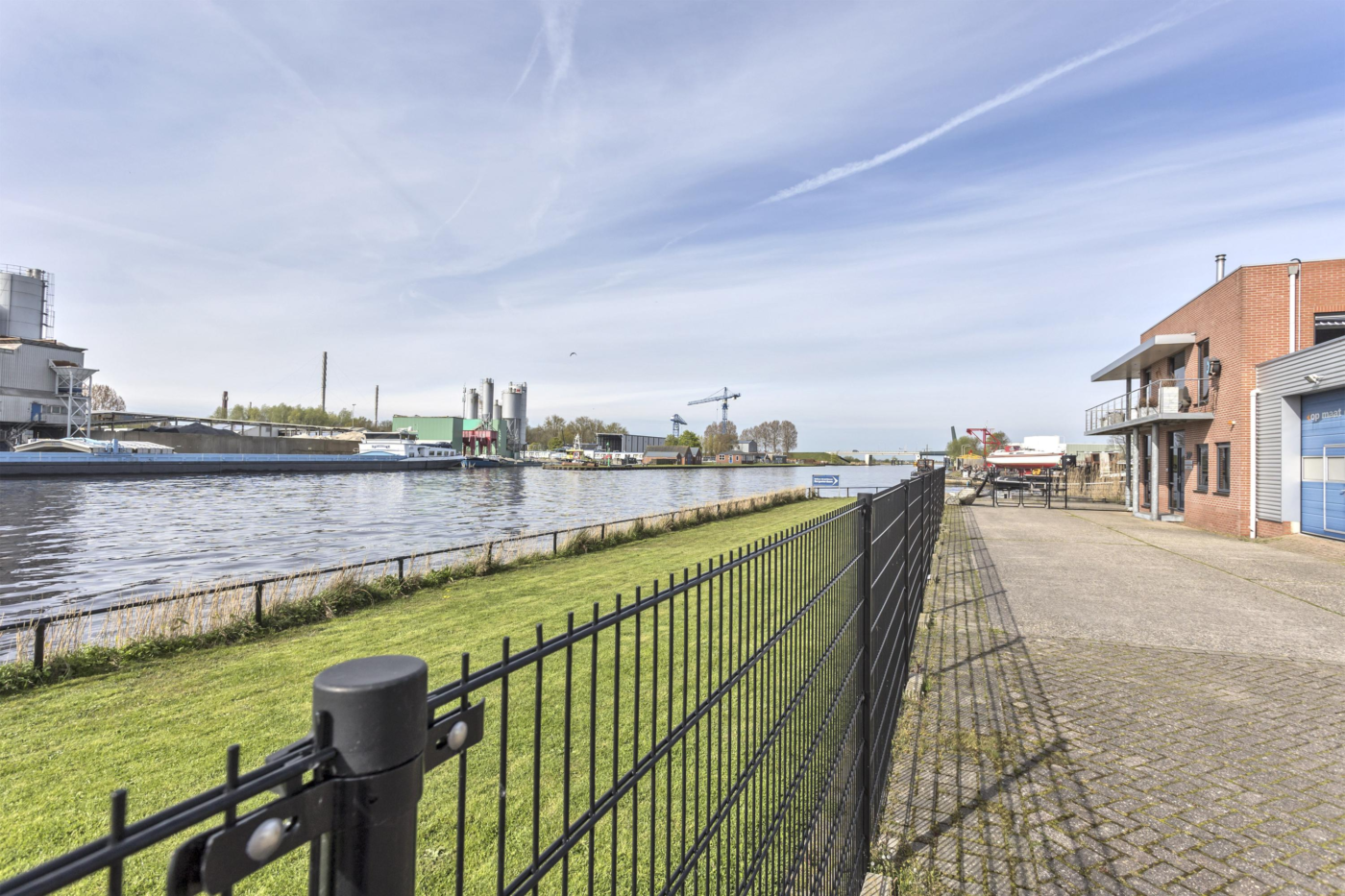 Mr. W.M. Oppedijk van Veenweg 20f Burgum - Afbeelding 5.jpg