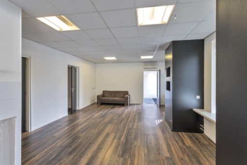 Mr. W.M. Oppedijk van Veenweg 20f Burgum - Afbeelding 14.jpg