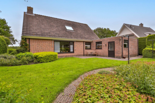 Bonhommestrjitte 29 Surhuizum - Afbeelding 27.jpg