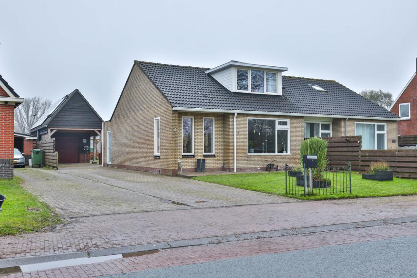 Brugstraat 4 Pieterzijl - Hoofdafbeelding.jpg