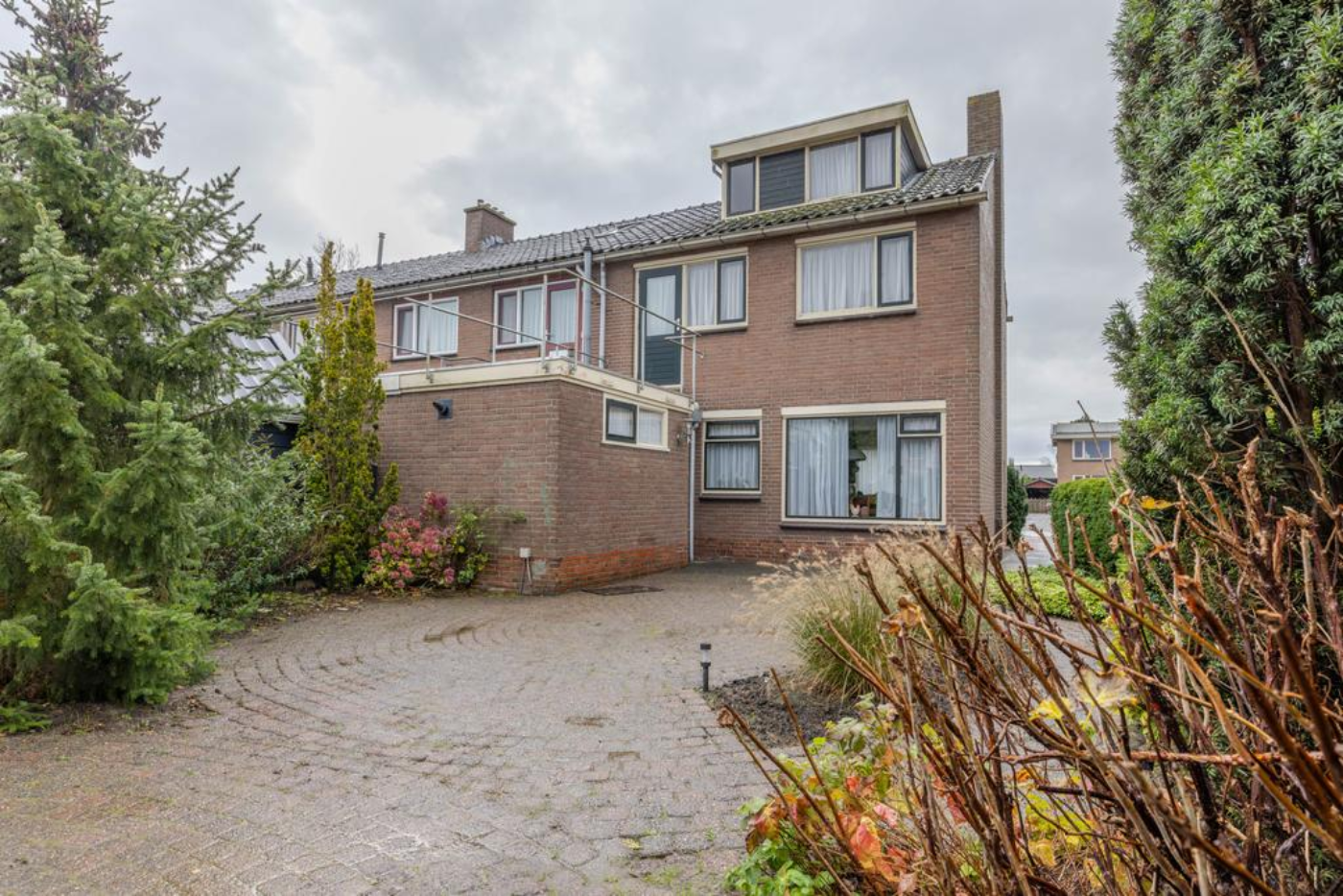 Burmaniastraat 35 Surhuisterveen - Afbeelding 2.jpg