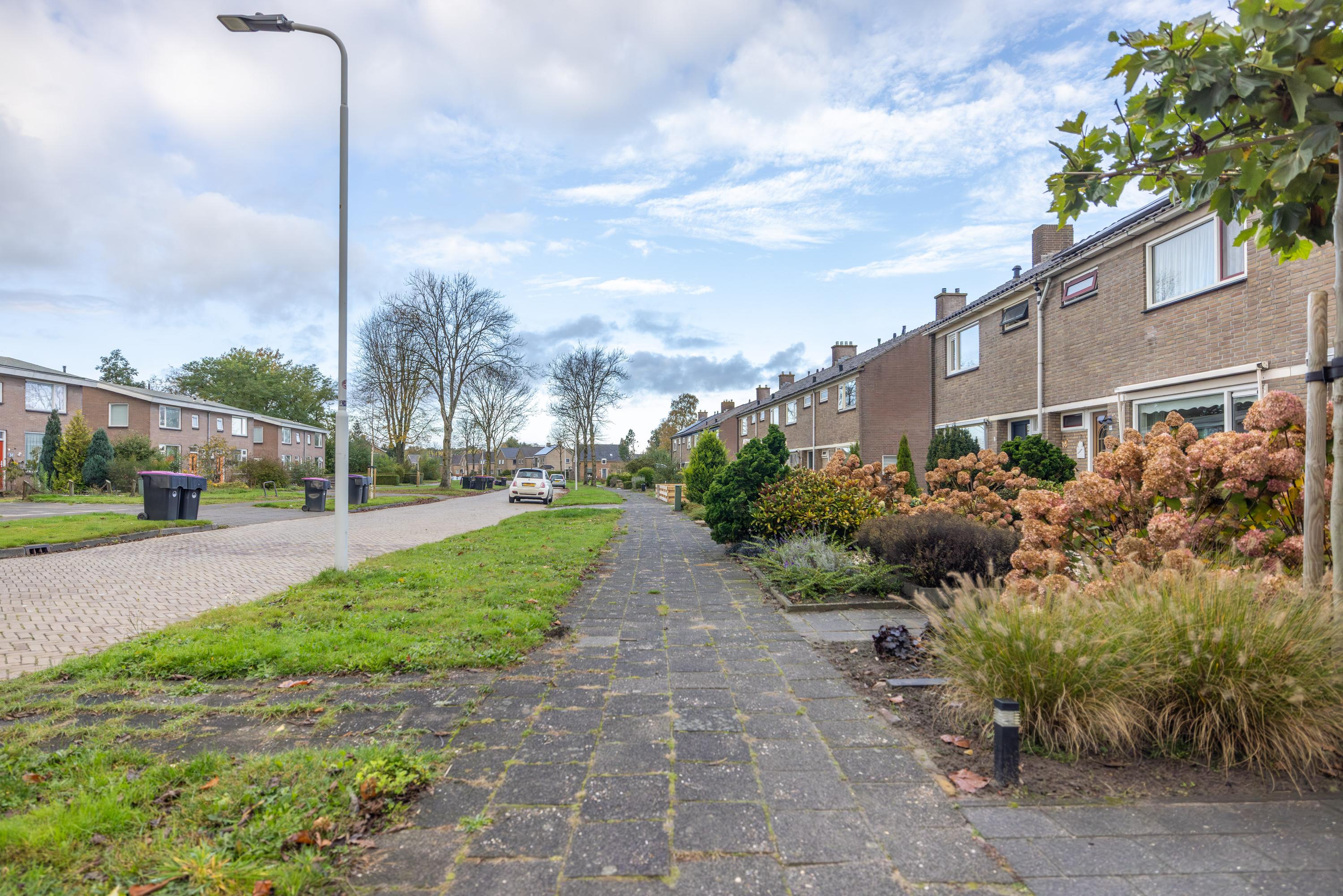 Burmaniastraat 39 Surhuisterveen - Afbeelding 8.jpg