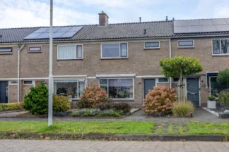 Burmaniastraat 39, Surhuisterveen