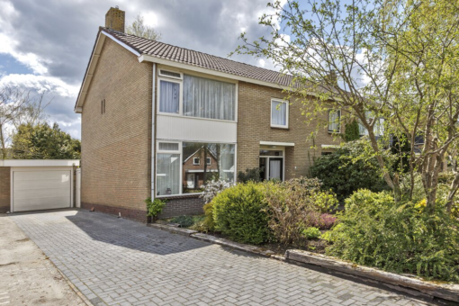 Burmaniastraat 8 Surhuisterveen - Hoofdafbeelding.jpg