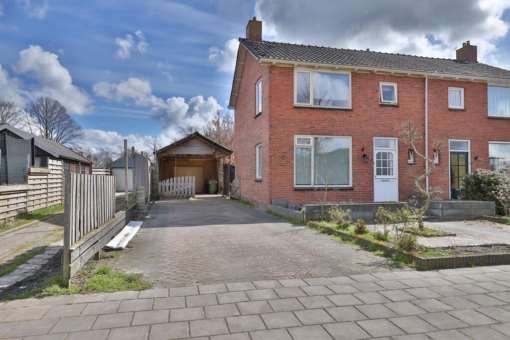 Buterblom-strjitte 30 Kootstertille - Hoofdafbeelding.jpg