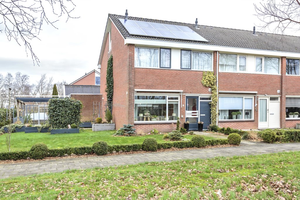 Casimirstrjitte 92 Kootstertille - Hoofdafbeelding.jpg