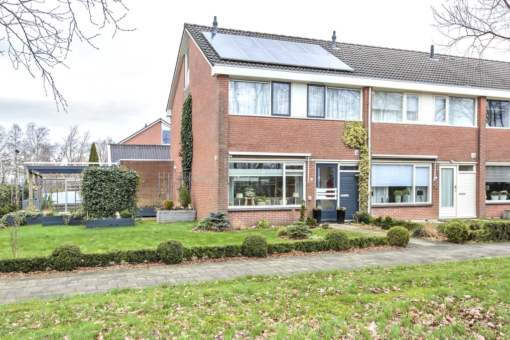 Casimirstrjitte 92 Kootstertille - Hoofdafbeelding.jpg