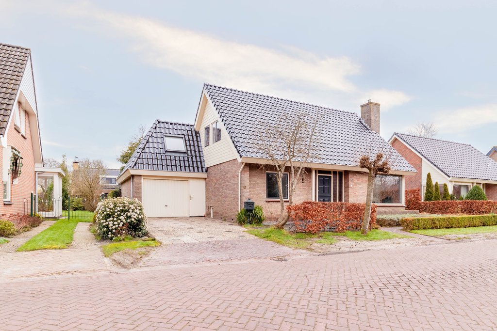 De Ekster 10 Surhuisterveen - Hoofdafbeelding.jpg