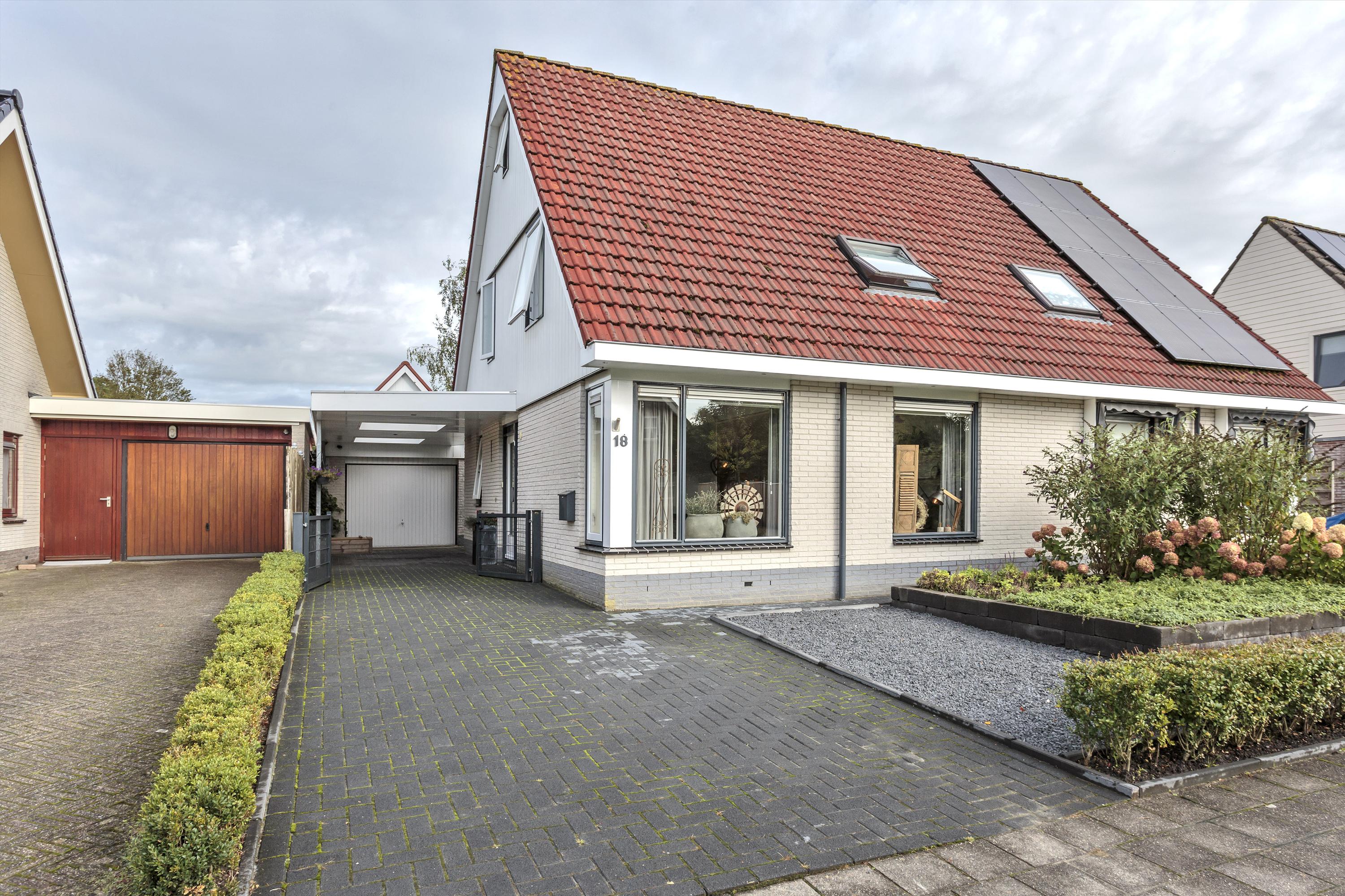 De Treaskes 18 Surhuizum - Hoofdafbeelding.jpg