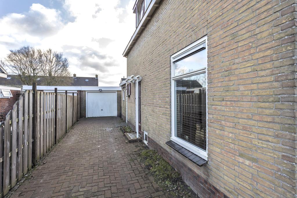 Doarpsstrjitte 9 De Westereen - Afbeelding 12.jpg