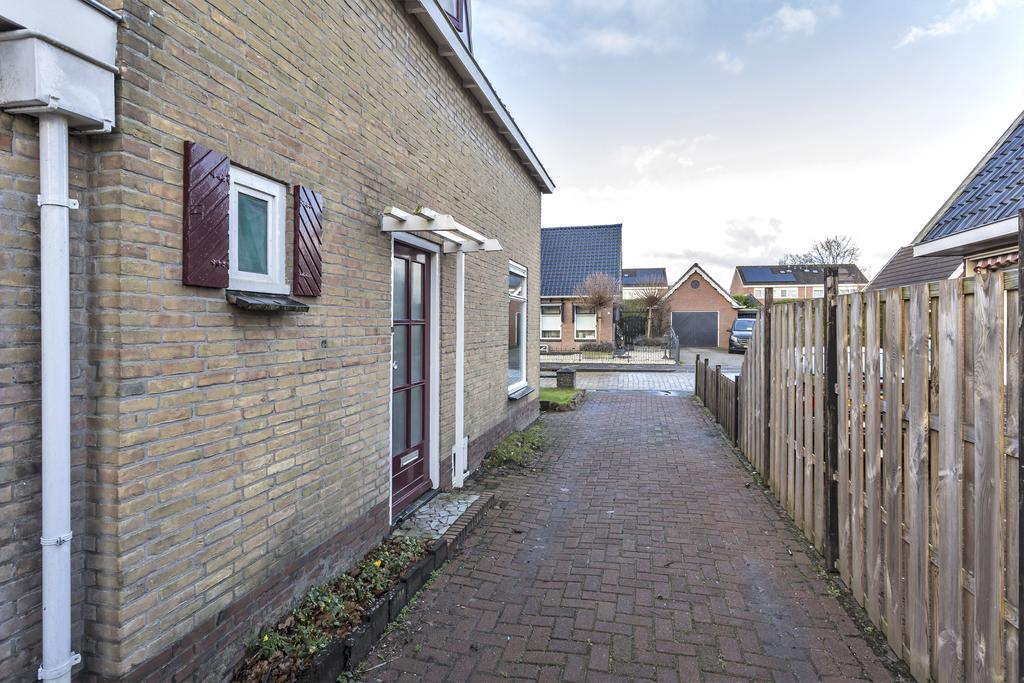Doarpsstrjitte 9 De Westereen - Afbeelding 15.jpg