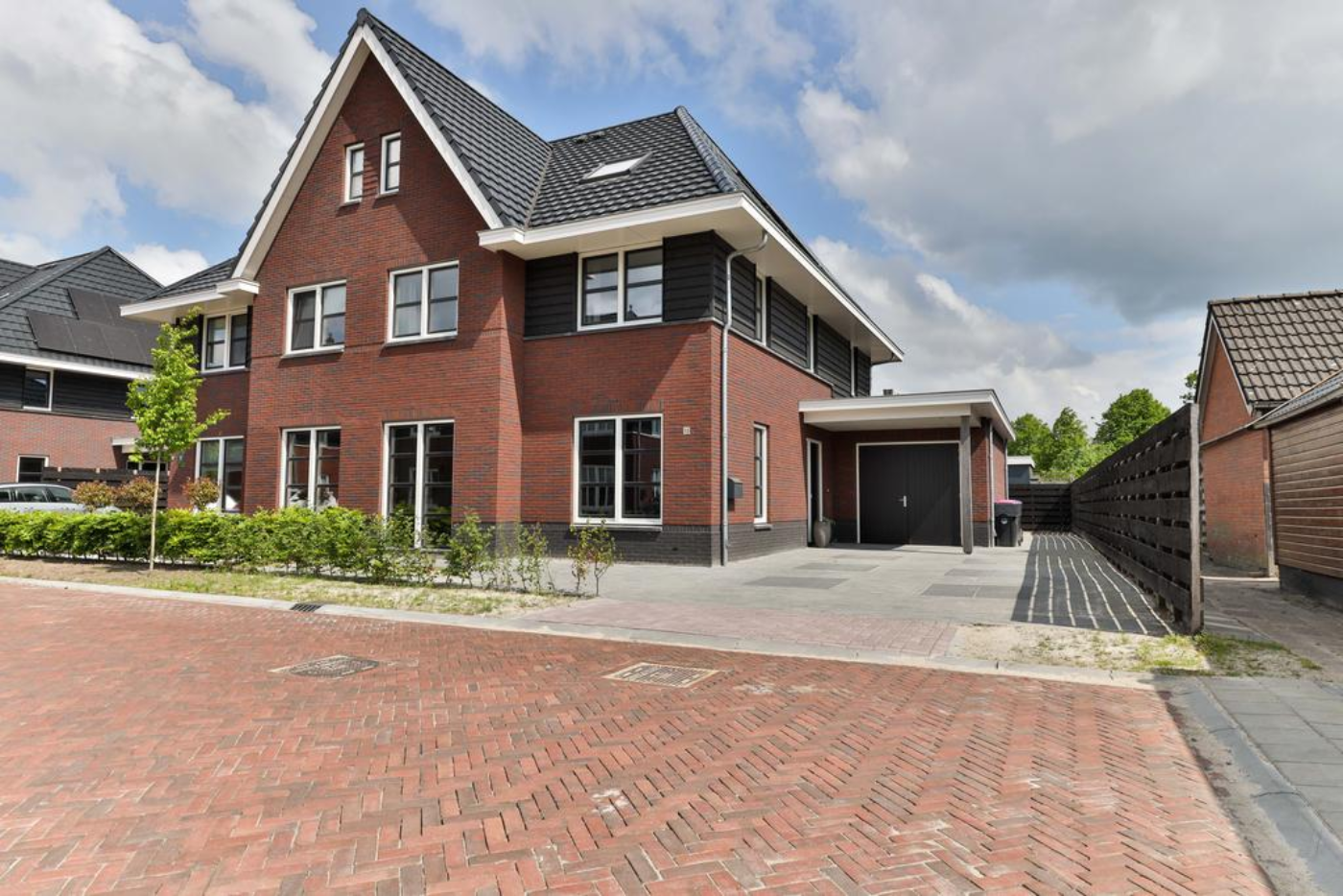 Feike Wybrensstrjitte 13 Surhuisterveen - Hoofdafbeelding.jpg