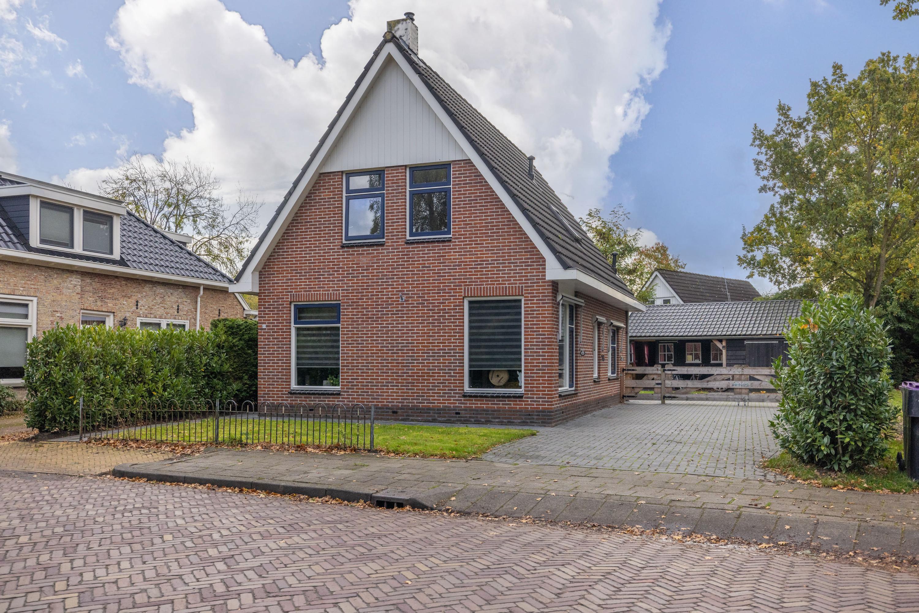 Geawei 33 Augustinusga - Hoofdafbeelding.jpg