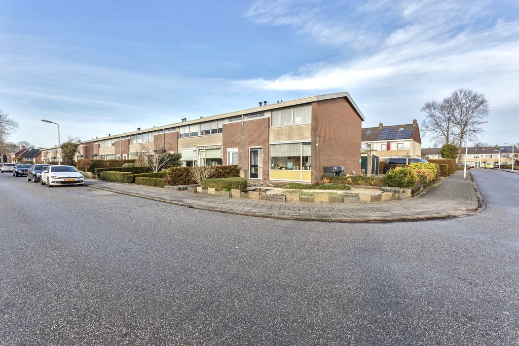 Grietmanstraat 67 Surhuisterveen - Afbeelding 2.jpg