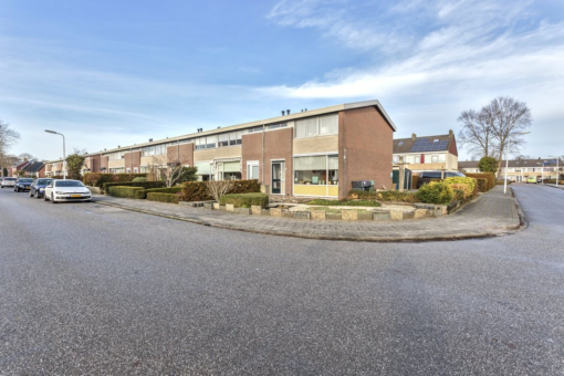 Grietmanstraat 67 Surhuisterveen - Afbeelding 2.jpg