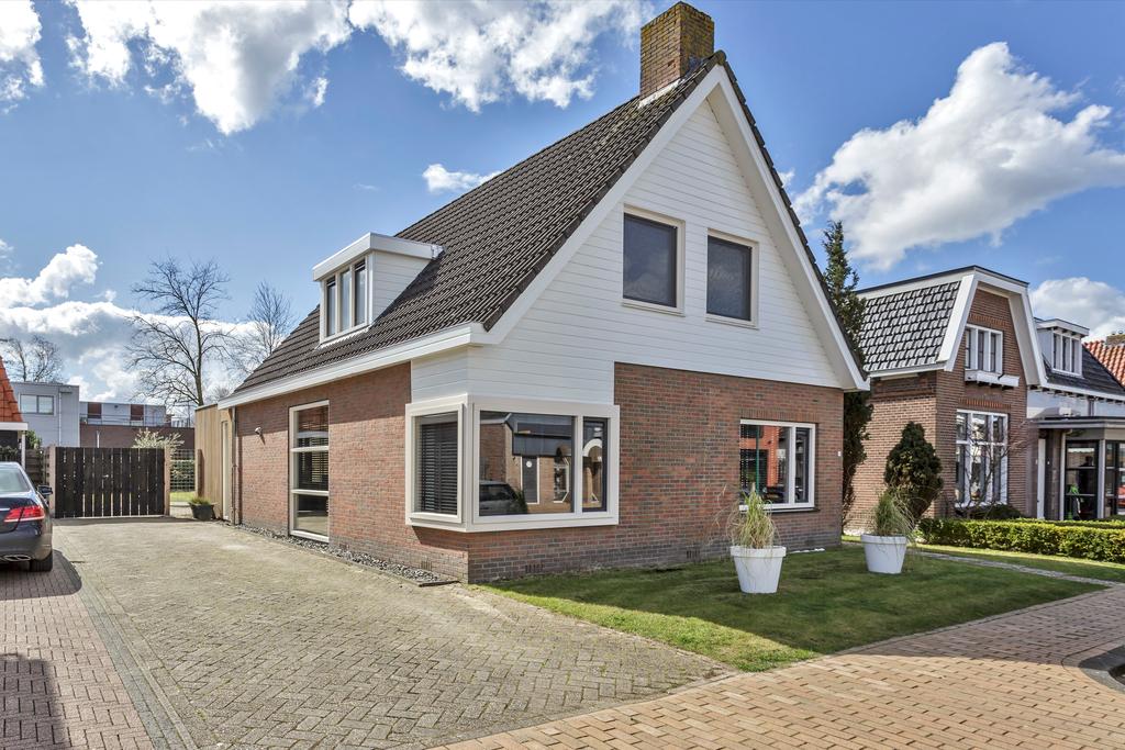 Groningerstraat 18 Surhuisterveen - Hoofdafbeelding.jpg