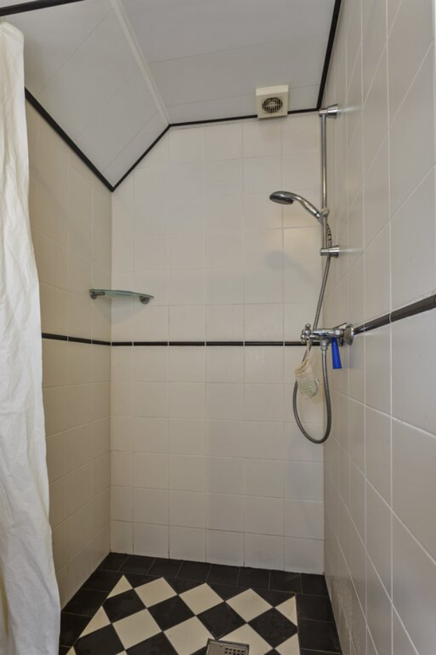 Groningerstraat 22 Surhuisterveen - Afbeelding 4.jpg