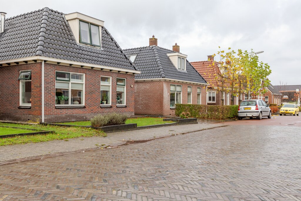 H.G. van der Veenstrjitte 18 Driezum - Afbeelding 18.jpg