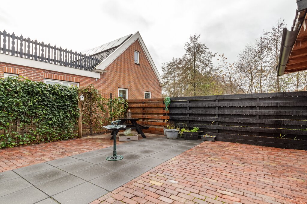 H.G. van der Veenstrjitte 18 Driezum - Afbeelding 22.jpg