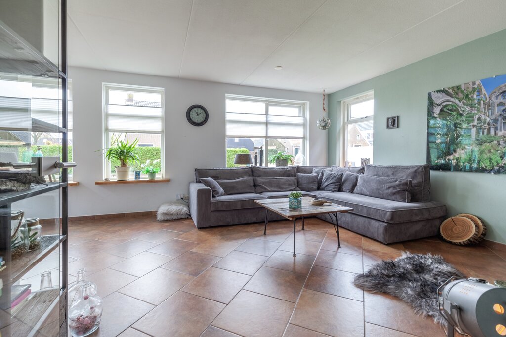 H.G. van der Veenstrjitte 18 Driezum - Afbeelding 7.jpg