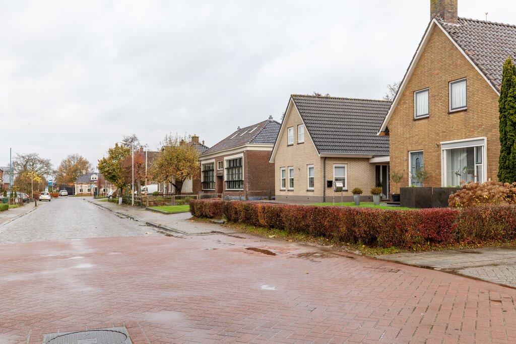 H.G. van der Veenstrjitte 18 Driezum - Afbeelding 9.jpg