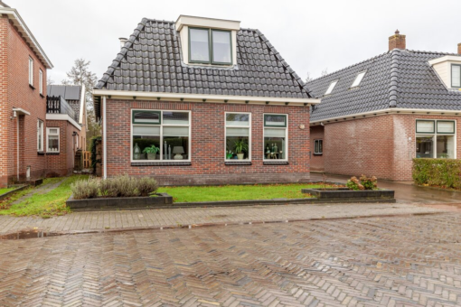 H.G. van der Veenstrjitte 18 Driezum - Afbeelding 17.jpg