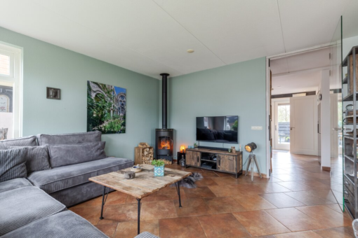 H.G. van der Veenstrjitte 18 Driezum - Afbeelding 36.jpg