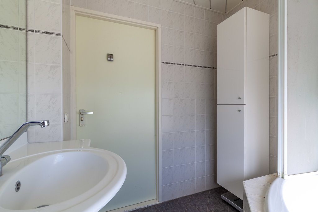 H.J. van der Veenstrjitte 4 Surhuizum - Afbeelding 40.jpg