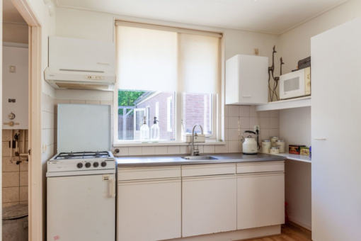 H.J. van der Veenstrjitte 4 Surhuizum - Afbeelding 18.jpg