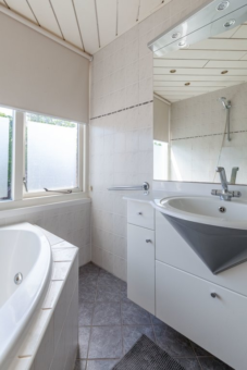 H.J. van der Veenstrjitte 4 Surhuizum - Afbeelding 19.jpg