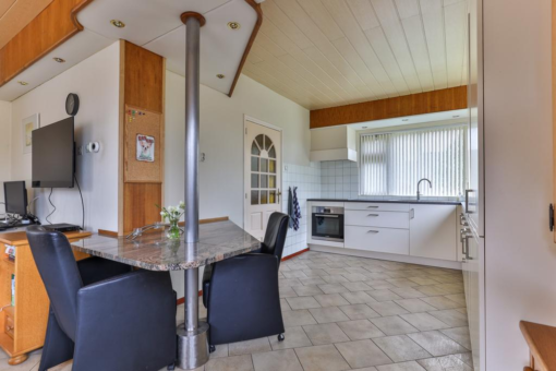 It West 27 Augustinusga - Afbeelding 15.jpg