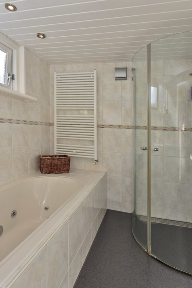 Johan ter Schoeleweg 24 Surhuisterveen - Afbeelding 5.jpg