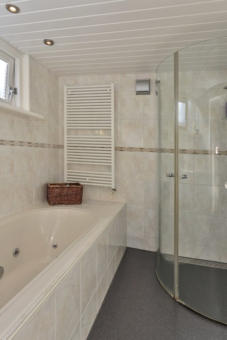 Johan ter Schoeleweg 24 Surhuisterveen - Afbeelding 5.jpg