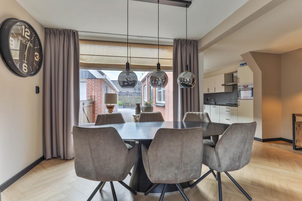 Johan ter Schoeleweg 44 Surhuisterveen - Afbeelding 2.jpg