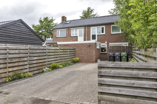 Johan ter Schoeleweg 8 Surhuisterveen - Afbeelding 2.jpg