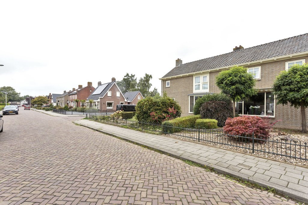 Langelaan 21 Surhuisterveen - Afbeelding 11.jpg