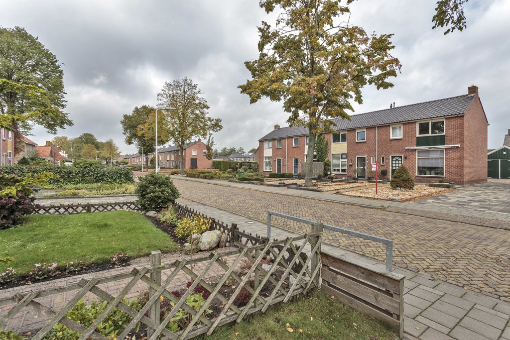 Langelaan 48 Surhuisterveen - Afbeelding 8.jpg