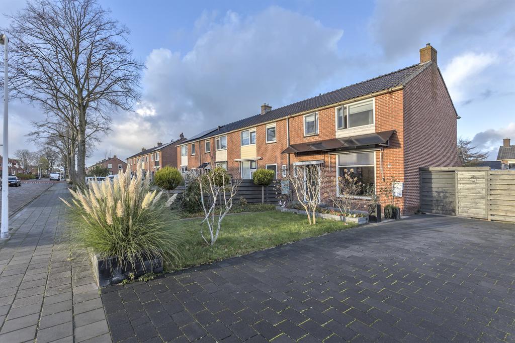 Langelaan 91 Surhuisterveen - Afbeelding 4.jpg