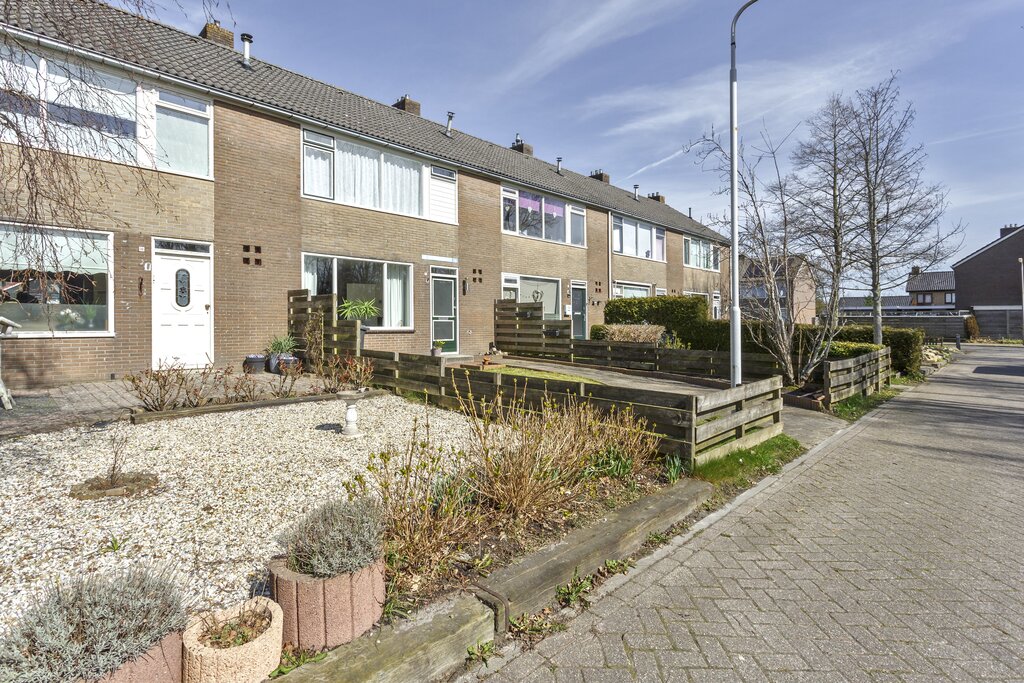 Leeuwerikstraat 8 Kollum - Afbeelding 3.jpg