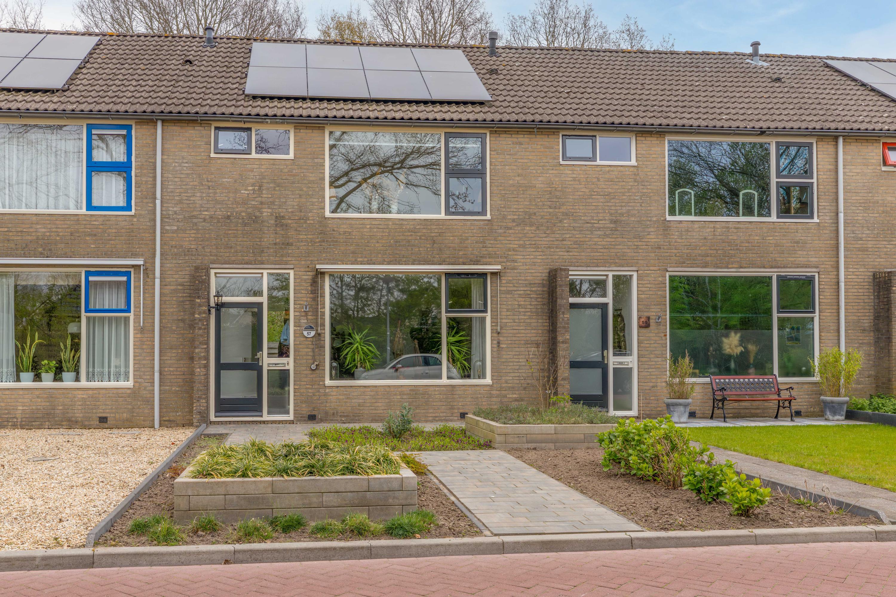 Lijsterbesstraat 57 Grootegast - Hoofdafbeelding.jpg