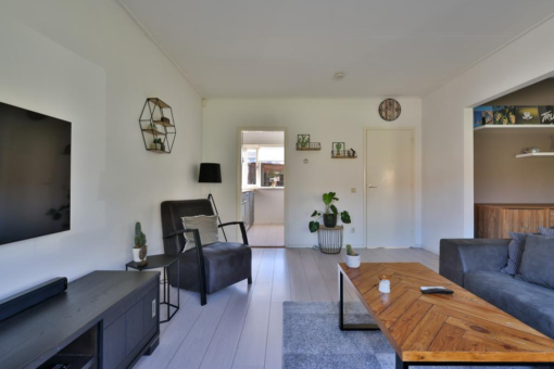 Lustenburg 42 Surhuizum - Afbeelding 15.jpg