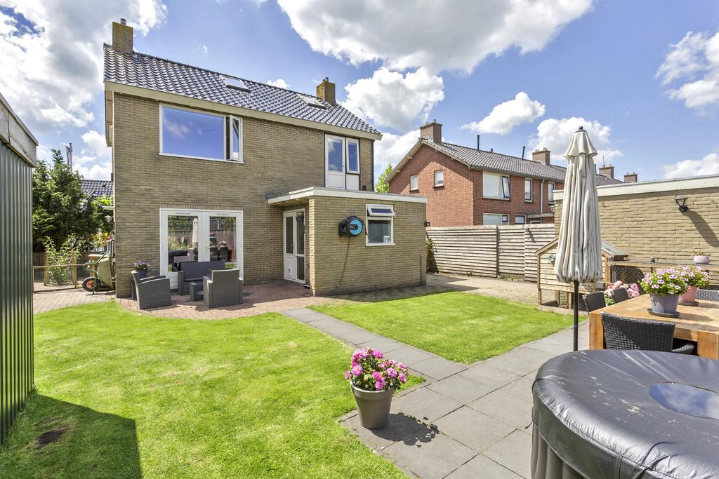 Meester Klokmanstraat 25 Surhuisterveen - Afbeelding 2.jpg