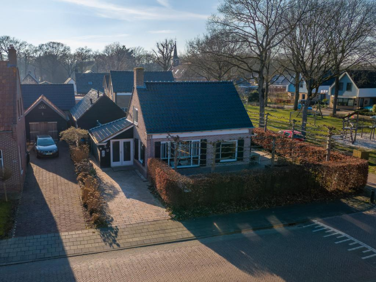 Nije Buorren 24 Bakkeveen - Hoofdafbeelding.jpg