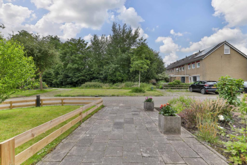 Poaitrije 2 Hijum - Afbeelding 3.jpg