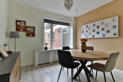 Poaitrije 2 Hijum - Afbeelding 10.jpg