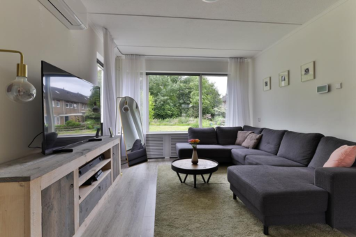 Poaitrije 2 Hijum - Afbeelding 11.jpg