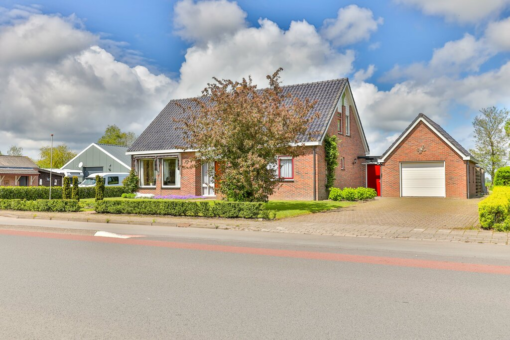 Provincialeweg 47 Doezum - Hoofdafbeelding.jpg