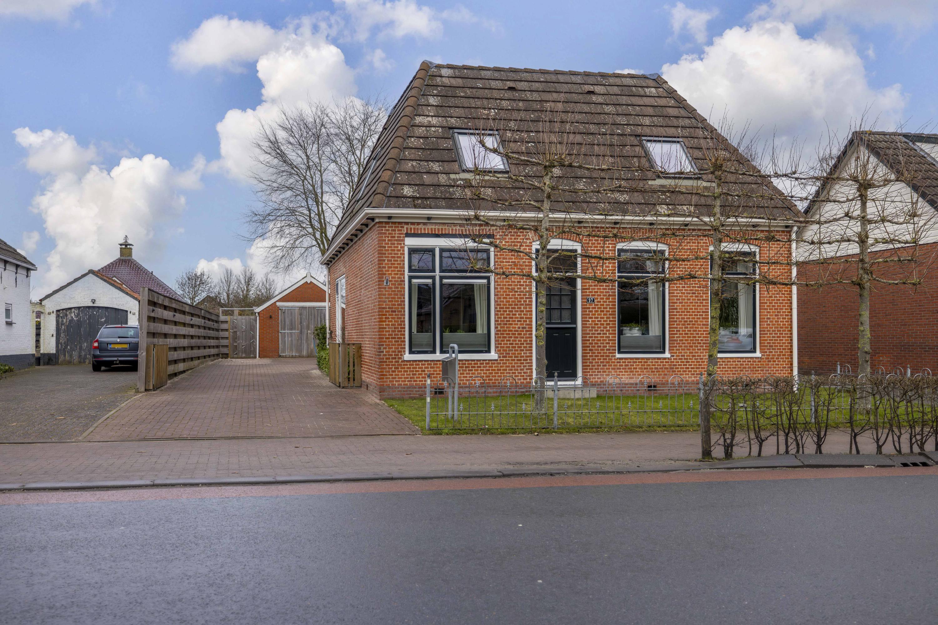 Provincialeweg 97 Doezum - Hoofdafbeelding.jpg